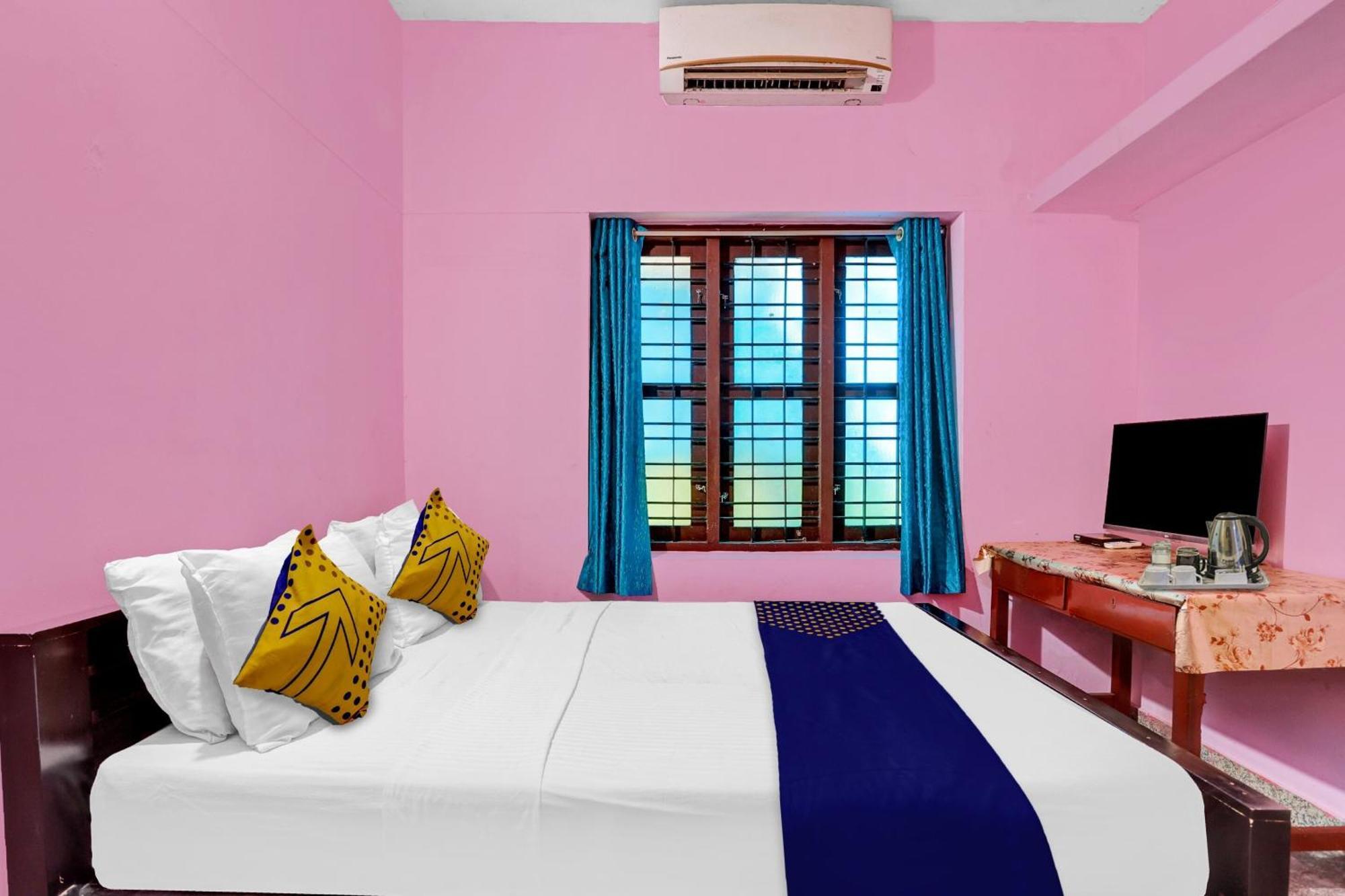 Hotel O Ashok Inn Kazhakuttam Exterior foto